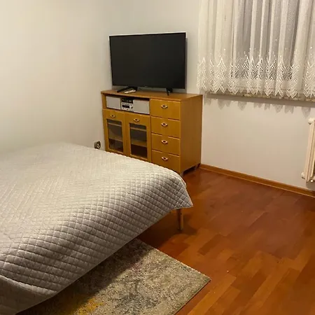 Daire Apartament Blisko Plazy *
